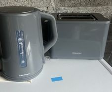 Kettle & Toaster