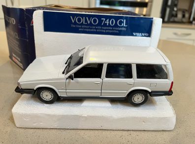 Volvo 740 GL 1/25 Polistil Ultra Rare Dealer Model