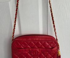Stunning Genuine Entrupy certified Chanel Red Bag Vintage Excellent Camera bag Crossbody