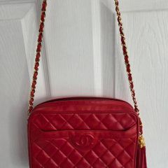 Stunning Genuine Entrupy certified Chanel Red Bag Vintage Excellent Camera bag Crossbody