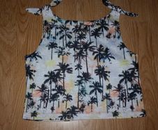 New - Age 8 to 9 Years - A Pretty Girls Top - E