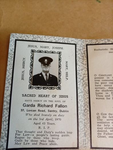 HISTORICAL RARITY: 1970 Garda Richard Fallon (Original Funeral Card.  First Garda Killed in The Troubles. Original)