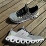 38 On Cloud trainers Image 2