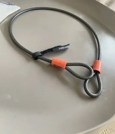 Kryptonite cables x 3