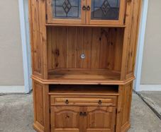 corner cabinet