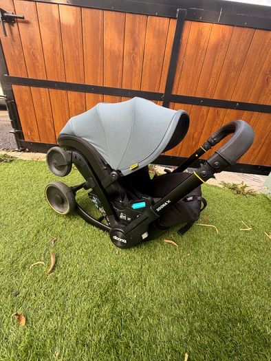 Doona X sage green car seat