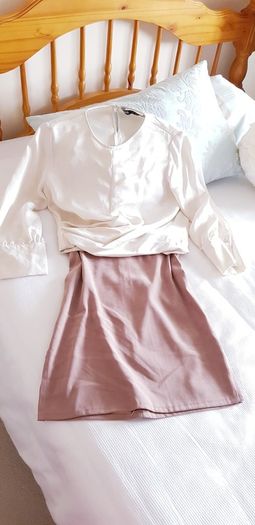 Zara Long Sleeve Cream Top - Small