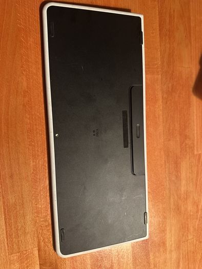 Logitech K780 Multi-Device Wireless Keyboard