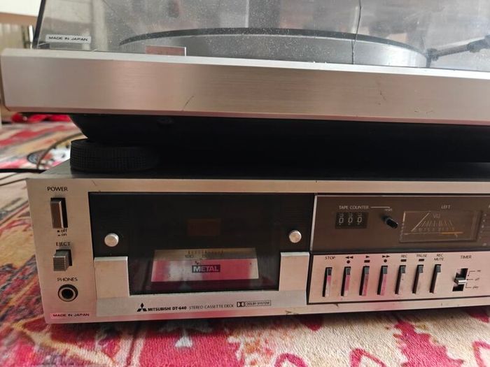 Mitsubishi turntable + cassette deck