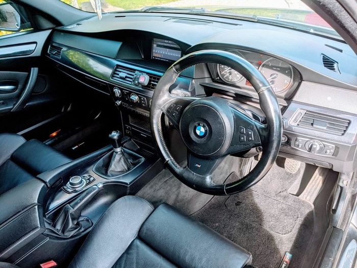 Breaking bmw 520d 2009 M sport e60 a52/7