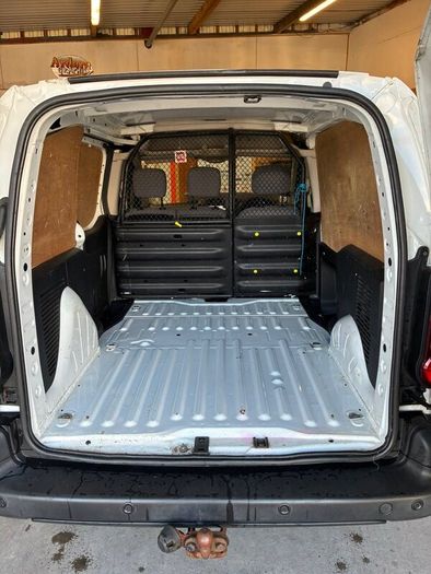 Ardara Autoparts Jobs: Peugeot Partner NEW CVRT 3 Seater