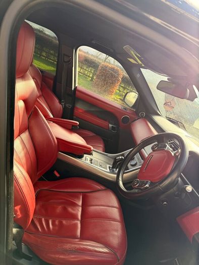 Range Rover sport 5 seat crewcab