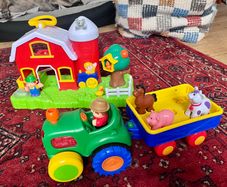 Big Steps Old MacDonald Farm and Tractor playset. For age: 12 months+