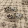 Puma shoes kids size uk 11 Image 2