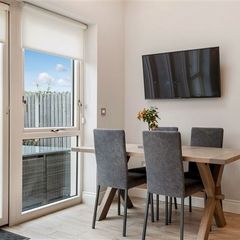 4 dining chairs