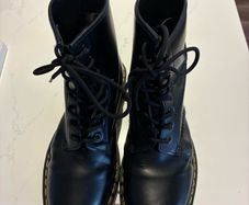 Dr Marten