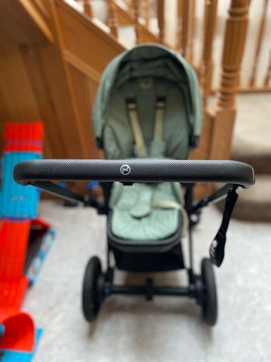 CYBEX E-Priam travel system with cloud T car seat