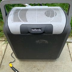 Halfords 19L electric cool box