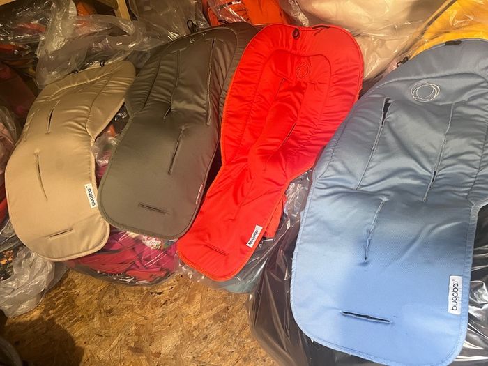 Bugaboo Cameleon Blue fabrics in swords