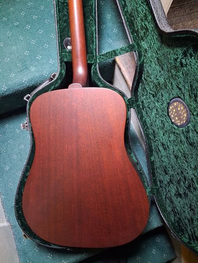 Guild D20 E Acoustic Guitar