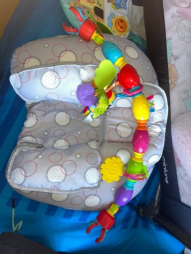 Baby seat,kick mat and activity toy