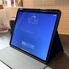 iPad Pro 12.9" 3rd Gen 256gb memory