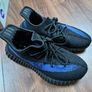 Yeezy trainers Image 2