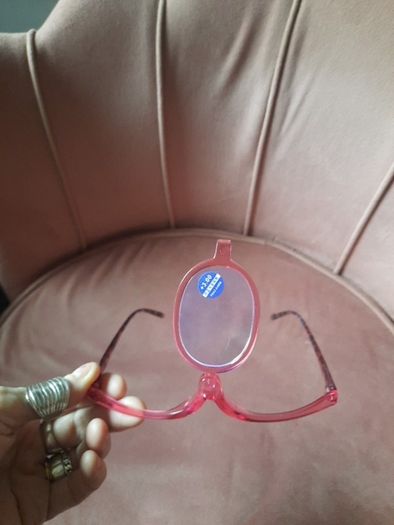 make up glasses