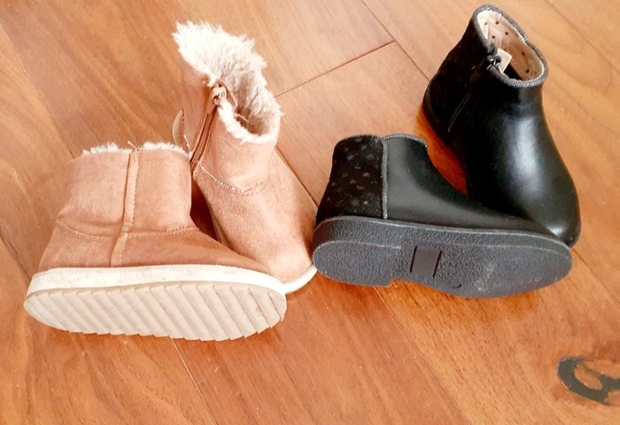 Baby Girl Winter/Christmas Boots - size UK 4/ EU 20