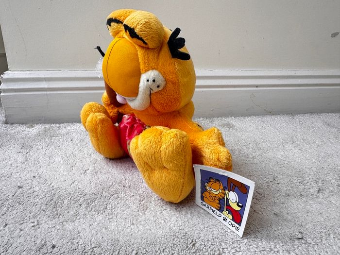 Garfield Cat Beach Red Shorts Ice Cream approx. 22 cm. Used Please see photos