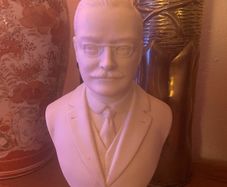 Bust of Arthur Griffith