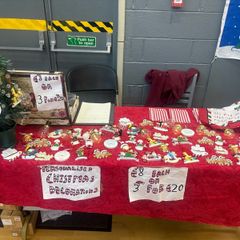 Bulk buy Christmas market opportunity