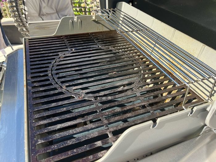 Weber Spirit II 3-burner BBQ - only 9 months old!