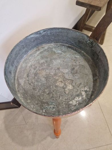 Copper pan