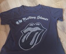 ladies Rolling Stones t shirt.