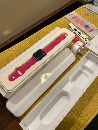 Apple Watch series 1 with box and 5 straps