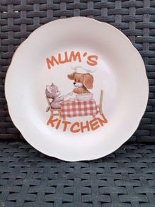 Cute, presume Vintage Kitchen Plate