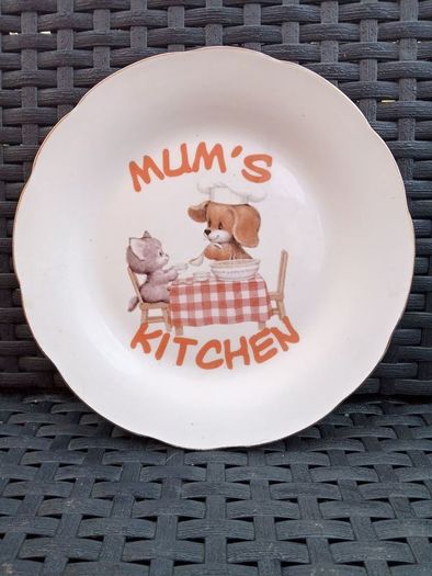 Cute, presume Vintage Kitchen Plate