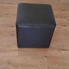 Foot stool poof