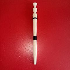 Easy grip bodhran tipper