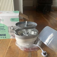 steam steriliser for baby bottles ( fits 6 bottles! )