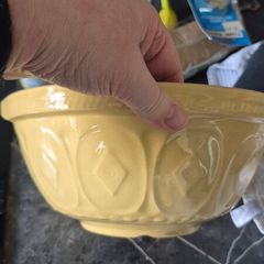 The Grifstand" M Xing Bowl T.g. Green & Co. Ltd Church Gresley Madein England Patent