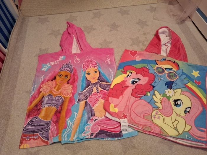 Hooded kids towels - Barbie & My Little Pony