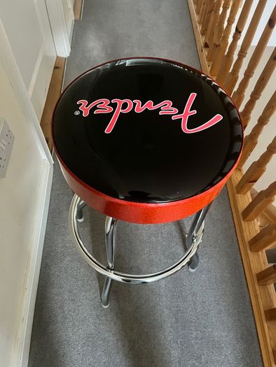 Fender guitar stool sparkle logo