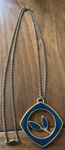 Pilgrim chain and pendant