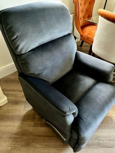 Brand New Recliner chair / Rocker Chair