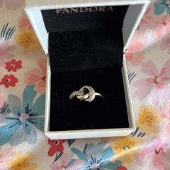 Pandora Womens Silver Crossover Sparkly Ring- Size 58 Brand New