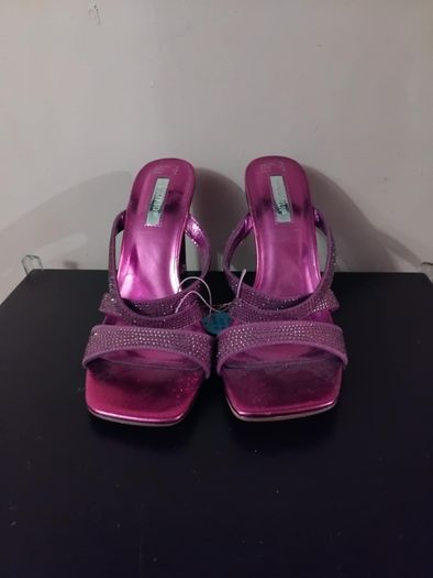purple diamond heels new size 6
