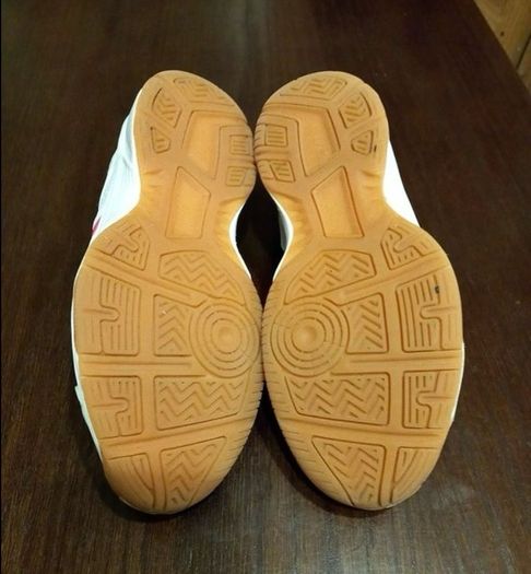 ASICS Upcourt UK Size 2.5