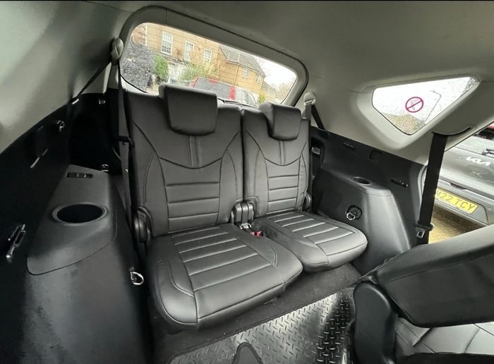 Prius Plus (Imported) / Prius Alpha 7 Seater Leather Seat Covers